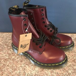 Brand New Dr. Martens Burgundy Boots Size 5 Womens